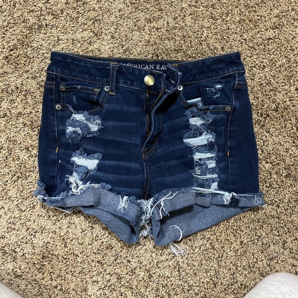 American Eagle Distressed Jean Shorts ✨